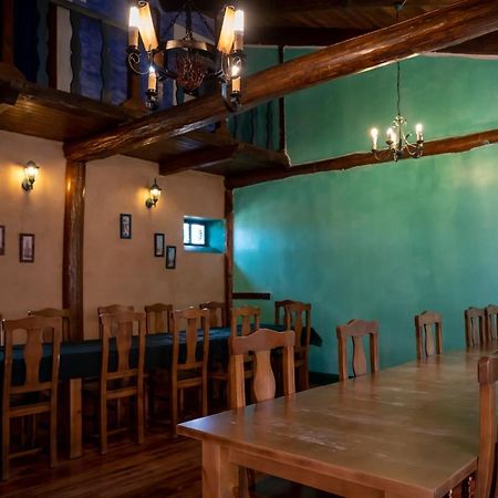 Albergue De Peregrinos Casa Flor Murias de Rechivaldo ภายนอก รูปภาพ