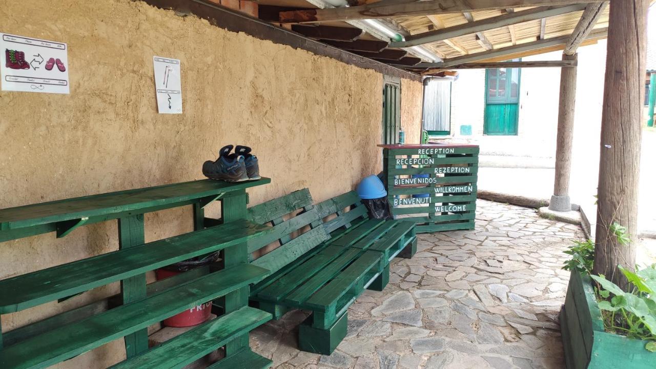 Albergue De Peregrinos Casa Flor Murias de Rechivaldo ภายนอก รูปภาพ
