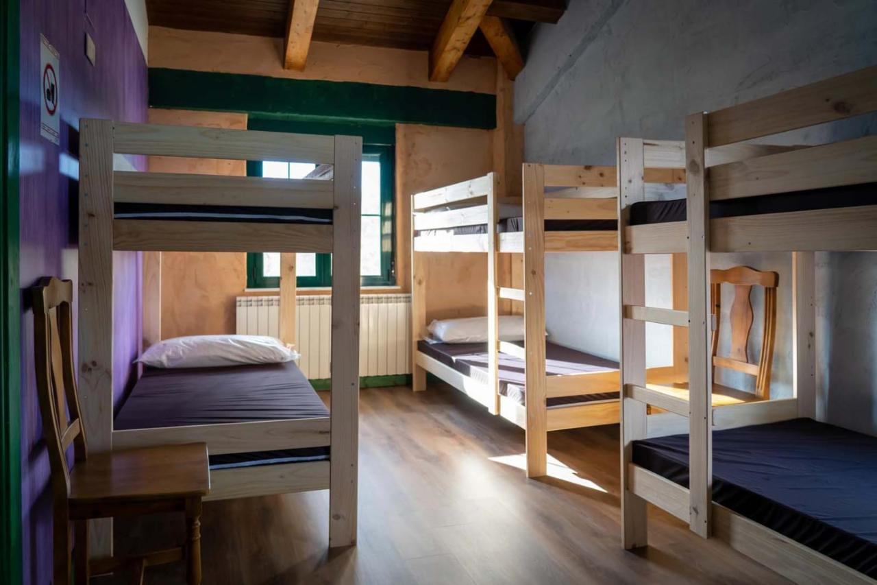 Albergue De Peregrinos Casa Flor Murias de Rechivaldo ภายนอก รูปภาพ